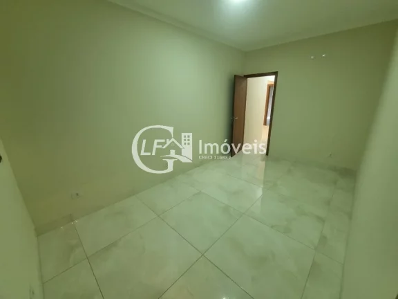 Imagem CASA COM TRES SUITES NO AGUA LIMPA PARK ACEITA PERMUTA