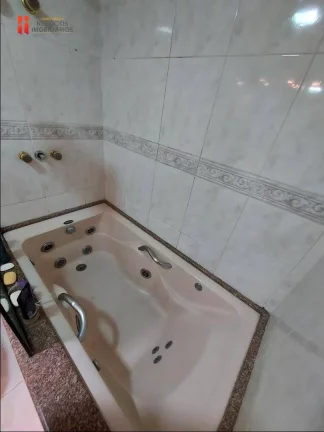 Imagem APARTAMENTO a poucos passos da PRAIA de 2 quartos + DCE à venda na Barra da Tijuca/RJ