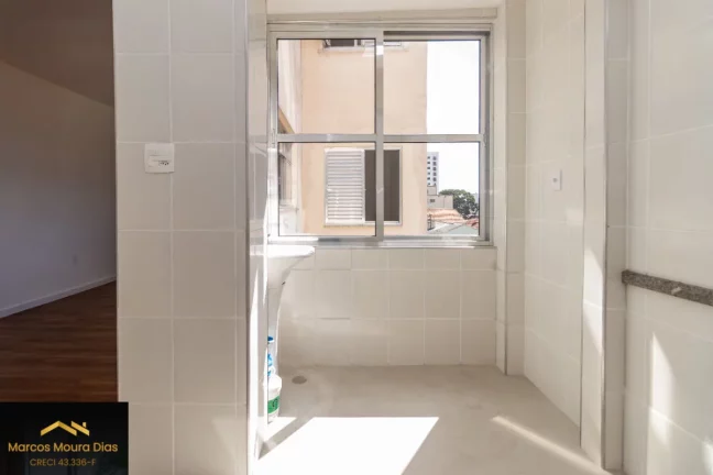 Imagem Apartamento REFROMADO em Perdizes com 2 Dormitórios
