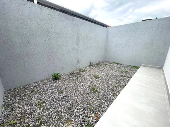Imagem Casa térrea á venda 2 suítes, R$ 410 mil, Golfinho, Caraguatatuba-SP