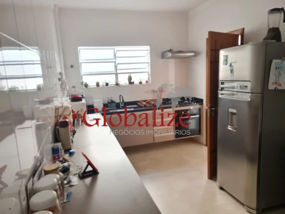 Imagem Casa Sobreposta Alta à venda no bairro do Embaré em Santos por R$ 1.135.000,00