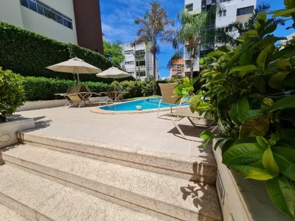 Imagem A 5ª Avenida imóveis selecionou esse belíssimo apartamento no Jardim Apipema, um charmoso 3 suites c/ sala ampliada, Closet, 178,59m² e 03 vagas