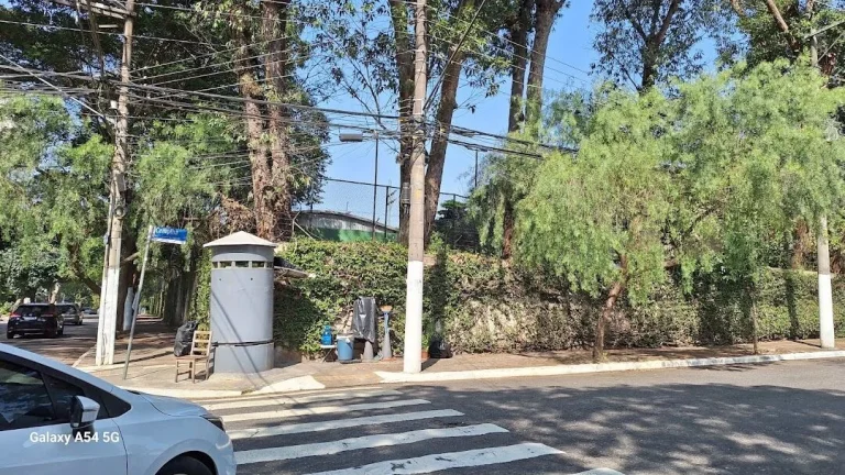 Imagem Sobrado Alto Padrão para Venda e Aluguel em Planalto Paulista São Paulo-SP