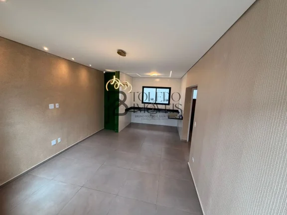 Imagem CASA NOVA 02 DORMITÓRIOS 01 SUÍTE À VENDA – CAIÇARA, PRAIA GRANDE