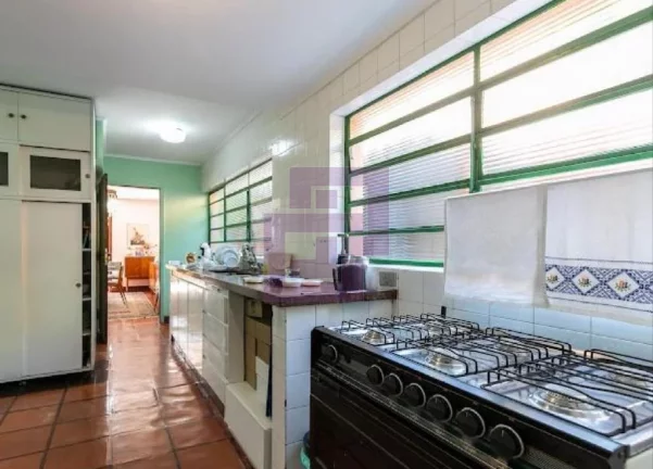 Imagem Casa Charmosa a venda em rua fechada com vista para o Joquei