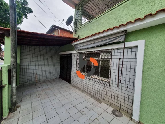 Imagem Casa com 2 dormitórios à venda por R$ 400.000 - Bnh - Mesquita/RJ