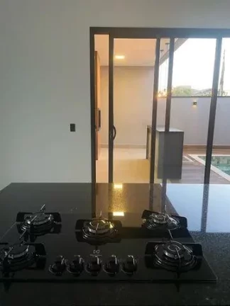 Casa em Condomínio para Venda em Hortolândia / SP no bairro Parque Ortolândia