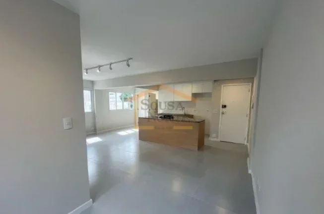 Imagem Apartamento de 80m² em Moema, totalmente reformado, com 2 dormitórios, 2 banheiros, 1 vaga de gara...