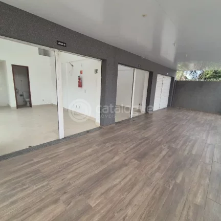 Imagem Alugo 9 salas comerciaide 24 e 18 m2 com banheiro e espaço pra cozinha