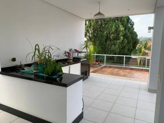 Imagem Casa em Alphaville - 300m²