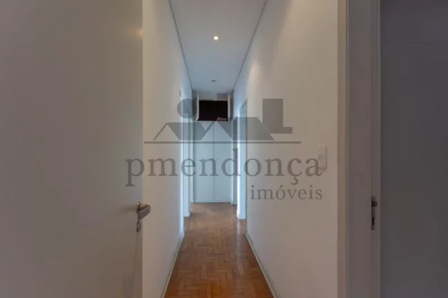 Imagem Apartamento amplo na Oscar Freire, 205m² com ótima distribuição e pé direito alto Em 2009 o apa...