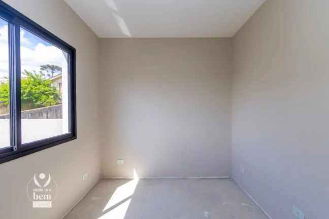 Imagem Excelente sobrado com 3 quartos (1 suíte) à venda por R$ 680.000 - Bairro Alto - Curitiba/PR