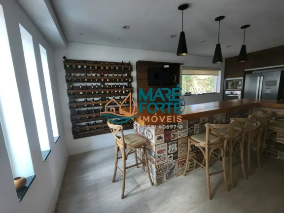Imagem Linda casa em Campos do Jordão! Estuda permuta por casa em Ubatuba