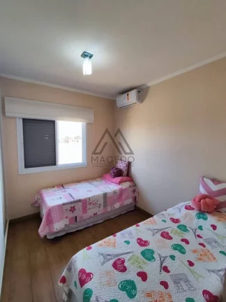 Imagem Sobrado 4 dorms Mobiliado - Residencial Jatobá