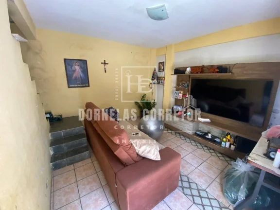 Imagem Oportunidade única em Camaragibe: casas + comércio + salão de festas 550.000,00