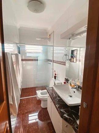 Imagem Sobrado Próximo Estação Vila Tolstói - 250 m² - 3 Dormitórios - 1 Suíte - Closet - Espaço Gourmet - 8 Vagas de garagem