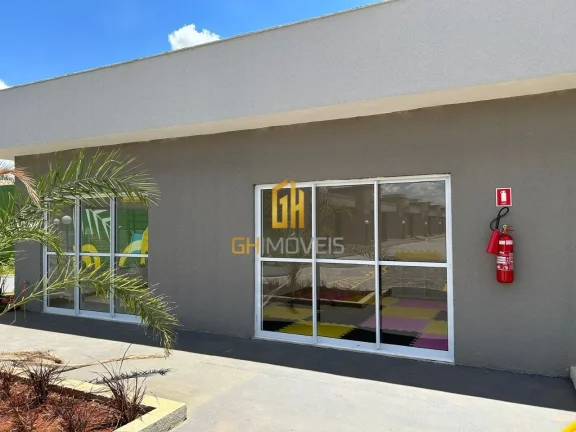 Imagem A casa possui 

3 quartos,
1 suíte,
2 quartos
Sala de estar, 
Sala de jantar, 
Banheiro, 
Cozinha
Q...