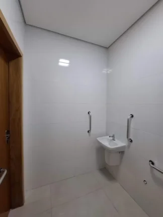 Imagem Sala Comercial Térrea com Vitrine para Locação  Parque Cele