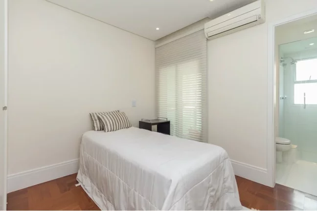 Imagem Apartamento à venda em São Paulo, Campo Belo, com 4 quartos, 264m2