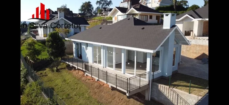 Imagem Casa a Venda em Condomínio, no Alto do Vila Inglesa Campos do Jordão - SP