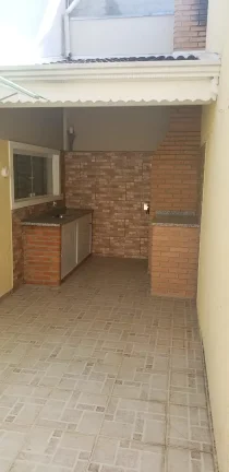 Imagem Casa à venda - Área útil 130 m2 - 2 dormitórios sendo 1 suíte - 2 vagas - Jardim Marambaia - Jundiaí