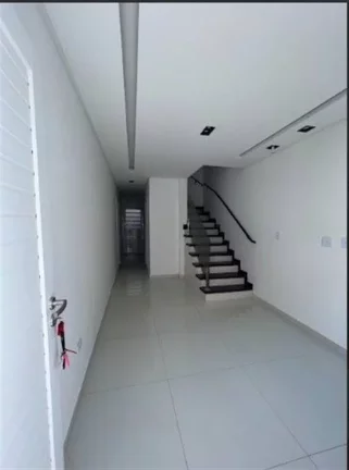 Imagem Sobrado com 2 dormitórios à venda, 53 m² por R$ 340.000,00 - Boqueirão - Praia Grande/SP