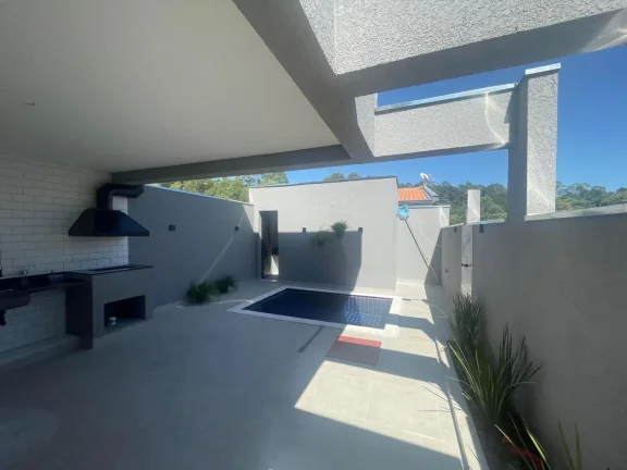 Imagem Casa com 3 Suítes e Piscina - Santana de Parnaíba/SP