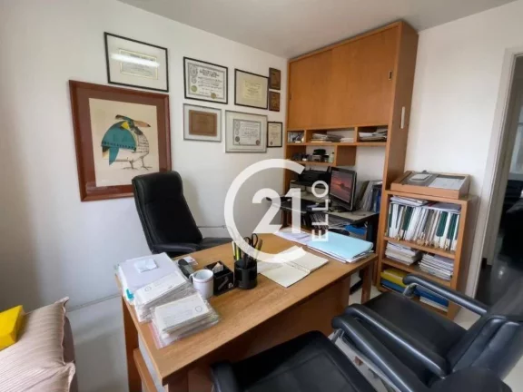Imagem Consultório montado na Vila Nova Conceição - 110 m²