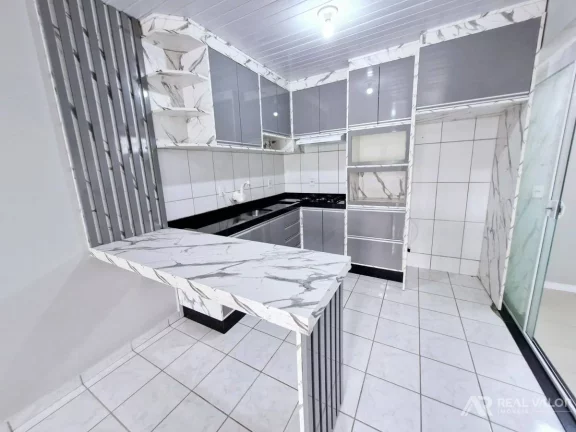Imagem Belíssima Casa Semimobiliada para Locação no Bairro Gralha Azul em Fazenda Rio Grande