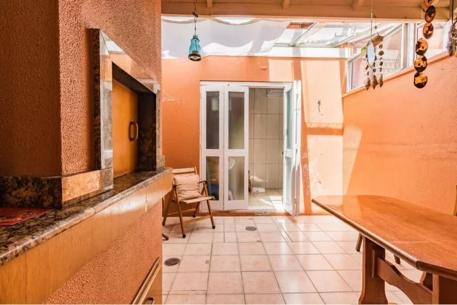 Imagem Casa à venda no bairro Teresópolis - Porto Alegre/RS