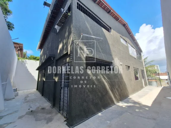 Imagem Casa em Olinda casa caiada térrea e 1ºandar 7vgs 6qtos 2sts quintal port. aut. há 3min. shop. pátteo