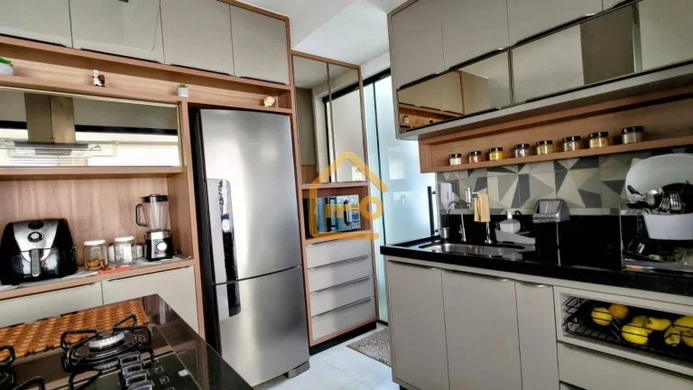 Imagem Apartamento 2 dormitórios (1 suíte), 2 vagas. Edf. Mayfair. Vila Adyana.