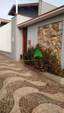 Imagem Casa para Venda em Araras, Jardim Rosana, 4 dormitórios, 1 suíte, 5 banheiros, 3 vagas