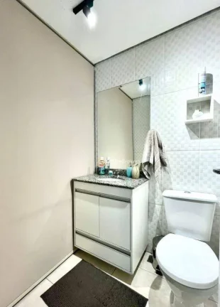 Imagem Apartamento com 2 dormitórios (1 suíte) à venda, 55 m² por R$ 295.000
