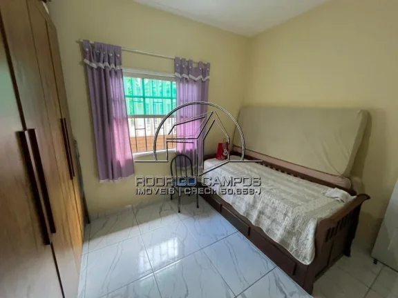 Imagem Espaçosa Casa Semi Isolada 3 Quartos no Campo da Aviação, Praia Grande
