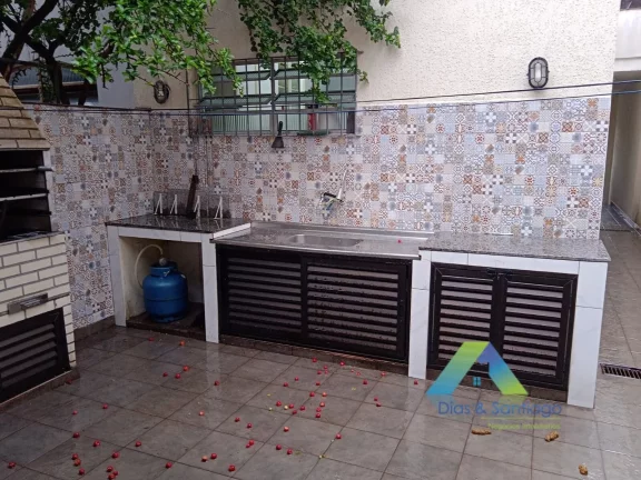Imagem SOBRADO À VENDA COM 3 DORMITÓRIOS E 2 BANHEIROS NO JARDIM SANTA EMÍLIA!