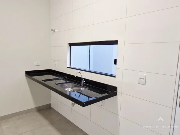 Imagem Casa nova à venda com fino acabamento no Parque dos Novos Estados