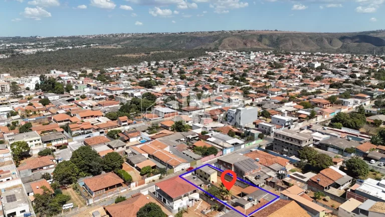 Imagem Casa à Venda em Sobradinho-DF, 8 Quartos, 250m² por R$490mil