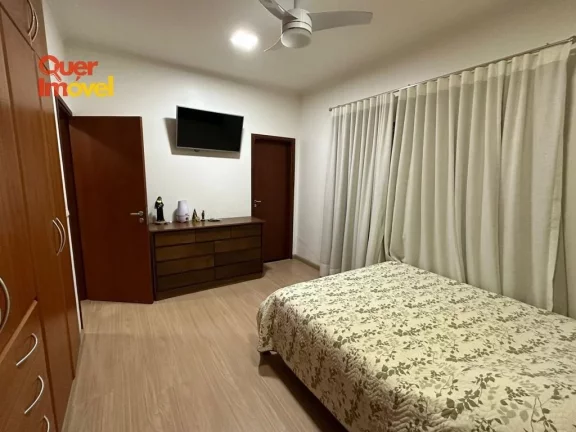 Imagem Imperdível oportunidade: Casa à venda em Cravinhos-SP, Jardim Acácias. 3 quartos, 1 suíte, 2 salas, 3 banheiros, 2 vagas, 179m².