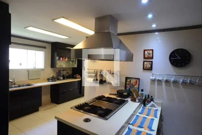 Imagem Casa à Venda - Barra da Tijuca, 5 Quartos, 1350 m2