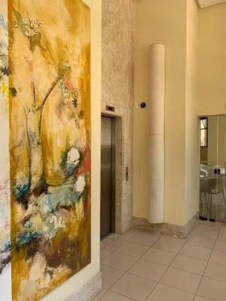Imagem 3/4, 2 Suites, atualmente modificado p/ 2 Suites, c/ sala ampliada, lavabo e varandas - localizado na Rua da Graça, plana, ao lado do Museu MAC Bahia