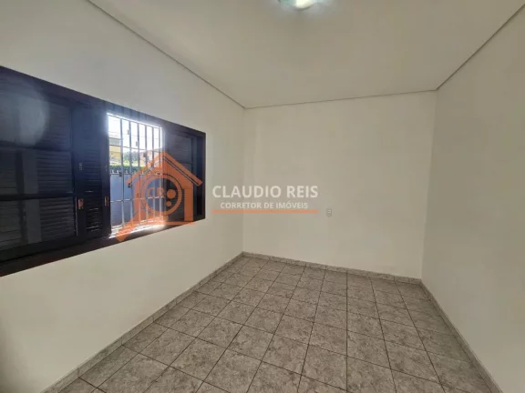 Imagem Casa térrea com 2 Quartos para alugar, 80m² - Campo Grande - São Paulo-SP
