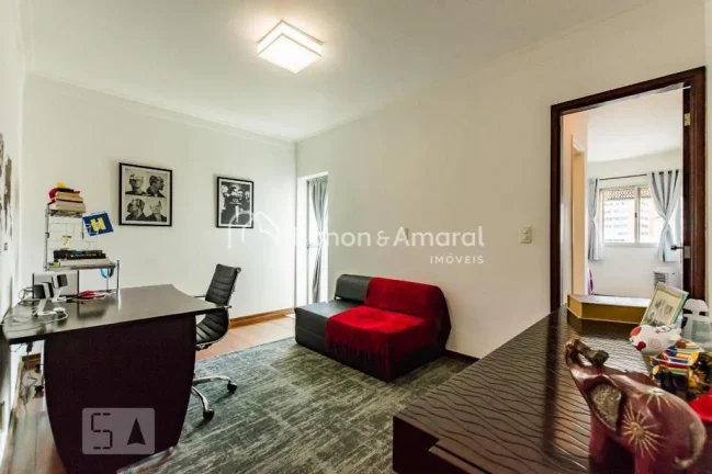 Imagem Apartamento duplex a venda Cambuí. -Campinas - S.P.

 Cobertura com uma linda vista.

 No andar de ...