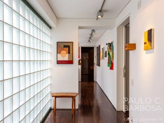 Imagem Vila Nova Conceição Venda - 2 Suítes - 3 Vagas - 348m²