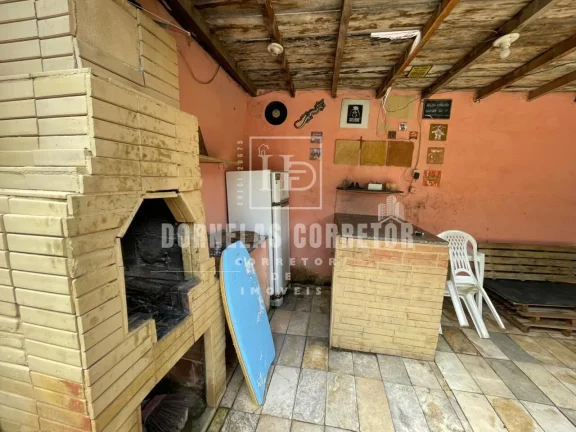 Imagem REFÚGIO DE LAZER E TRANQUILIDADE - 2.000M² DE NATUREZA E CONFORTO! 4QT, 1ST, 2WC EXTERNO, ACEITA TROCA OU VEÍCULOS.