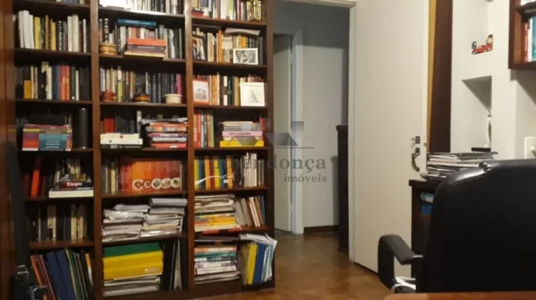 Imagem Pinheiros Apartamento 3 quartos, 1 suite, 1 vaga, 130 m²