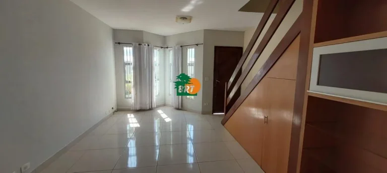 Imagem Casa em Condomínio para Venda em São Roque, Cambara, 2 dormitórios, 1 banheiro, 2 vagas