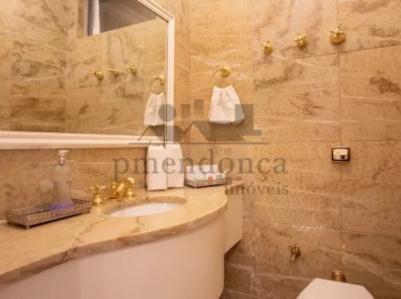 Imagem Apartamento Higienópolis 1 por andar com 323m², 4 quartos (2 suítes) e 2 vagas!