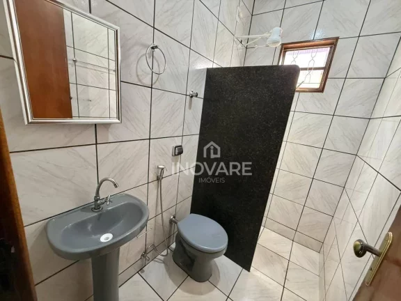 Imagem Casa com 2 dormitórios para alugar, 103 m² por R$ 1.500,00/mês - Setor Paranaíba - Itumbiara/GO