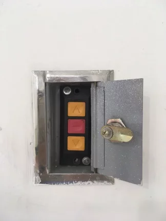 Imagem Excelente barracão comercial, na principal rua comercial do centro, muito bem localizado, próximo ...